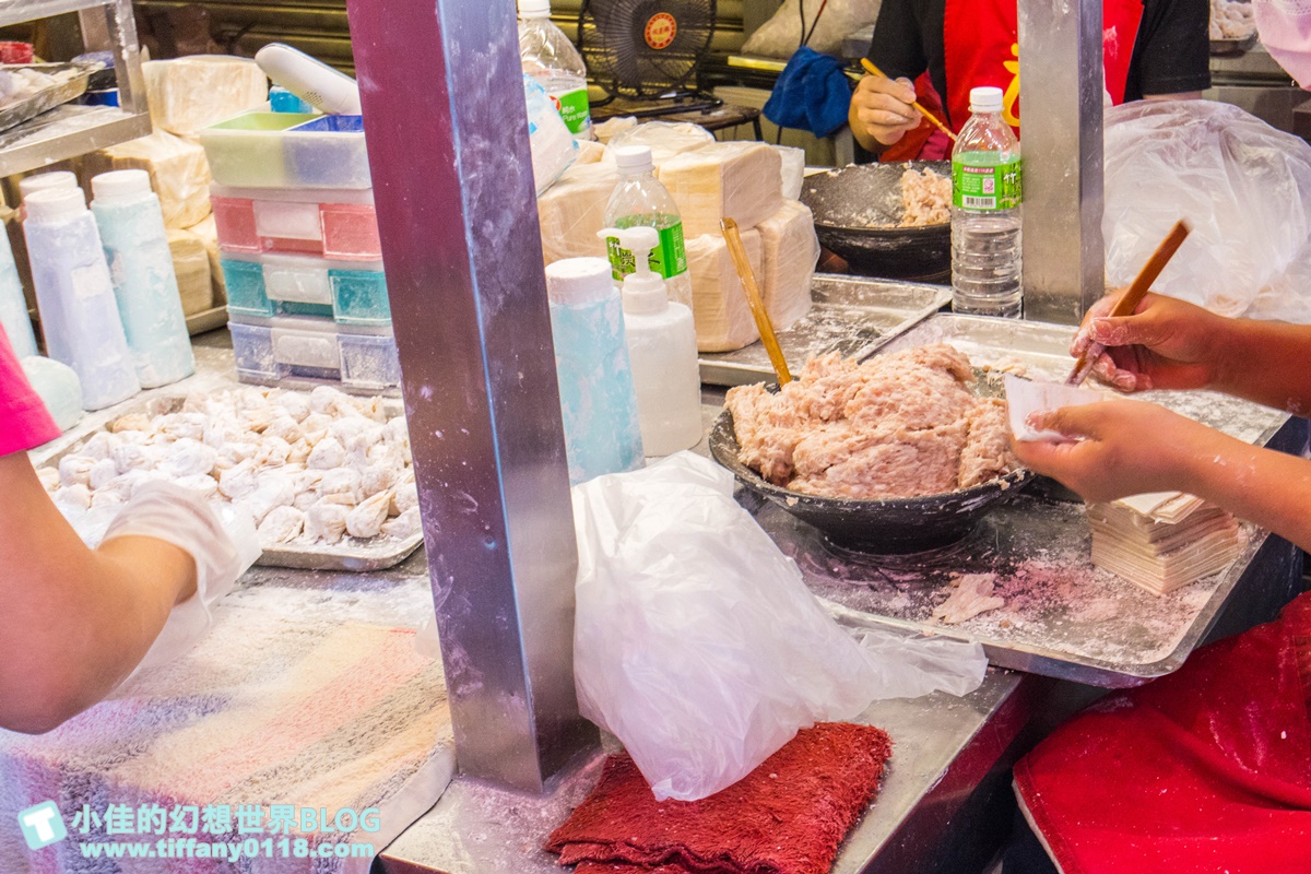 [板橋美食]老曹餛飩/營業將近一甲子/在地人都推薦的板橋老味道/黃石市場美食推薦