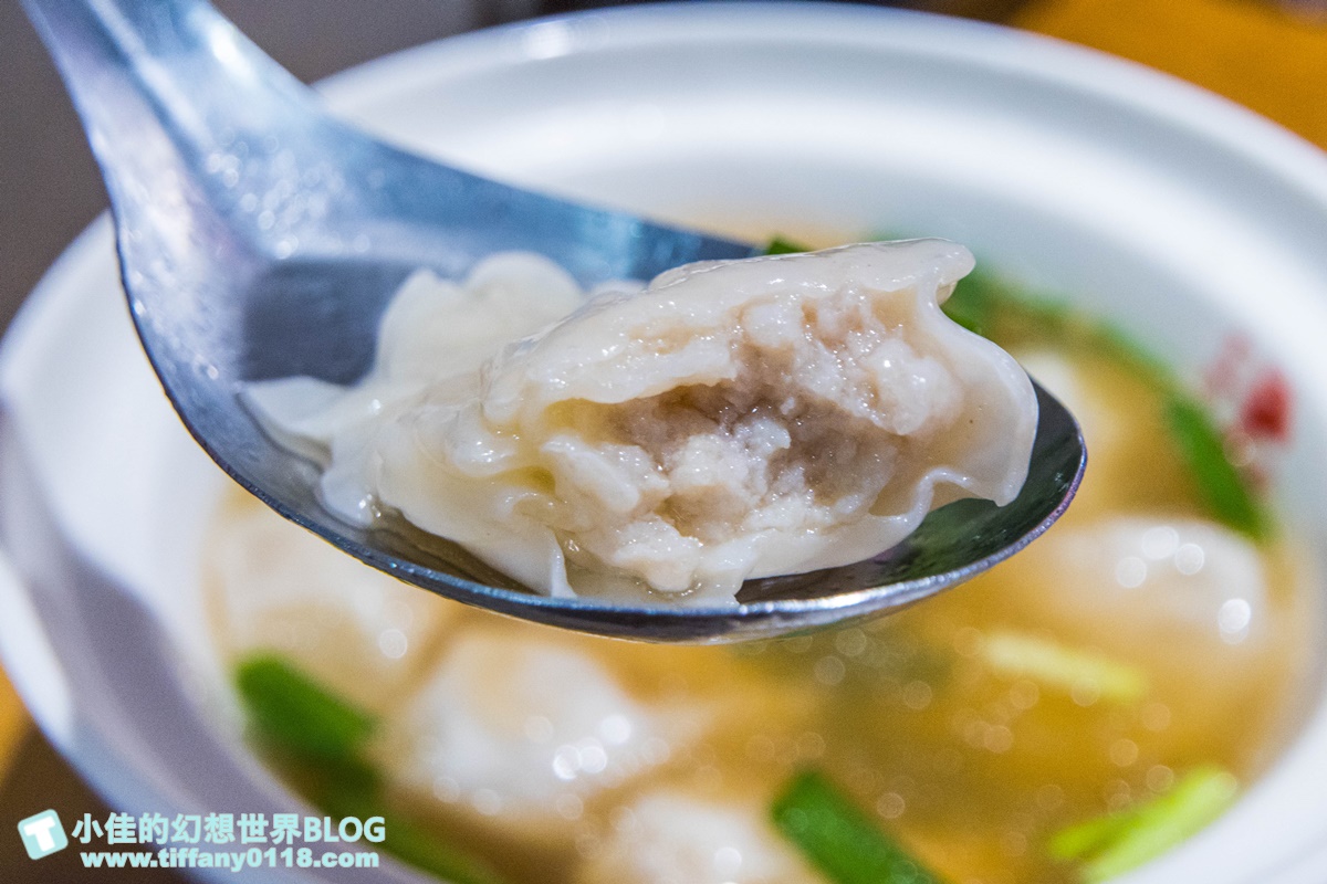 [板橋美食]老曹餛飩/營業將近一甲子/在地人都推薦的板橋老味道/黃石市場美食推薦