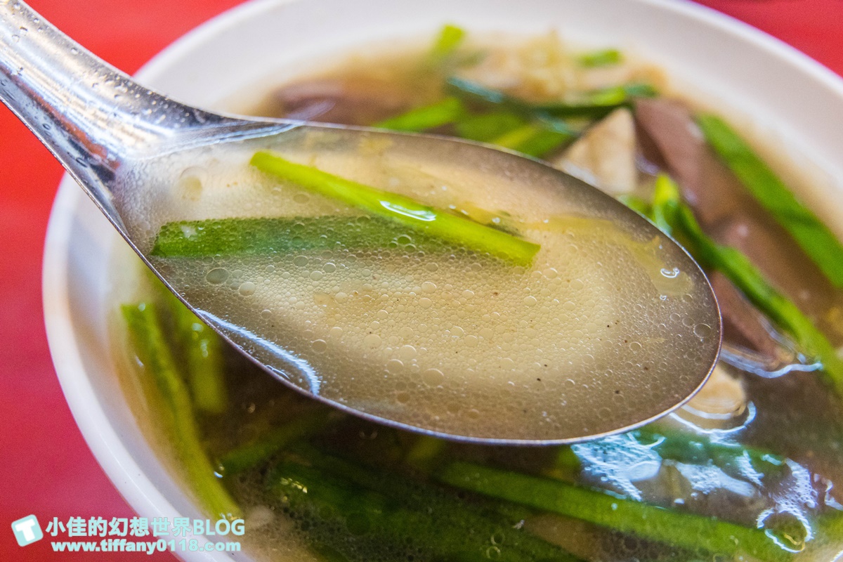 [湳雅夜市美食]眼鏡仔豬血湯/50年老店24小時營業讓妳隨時吃的到/板橋宵夜推薦