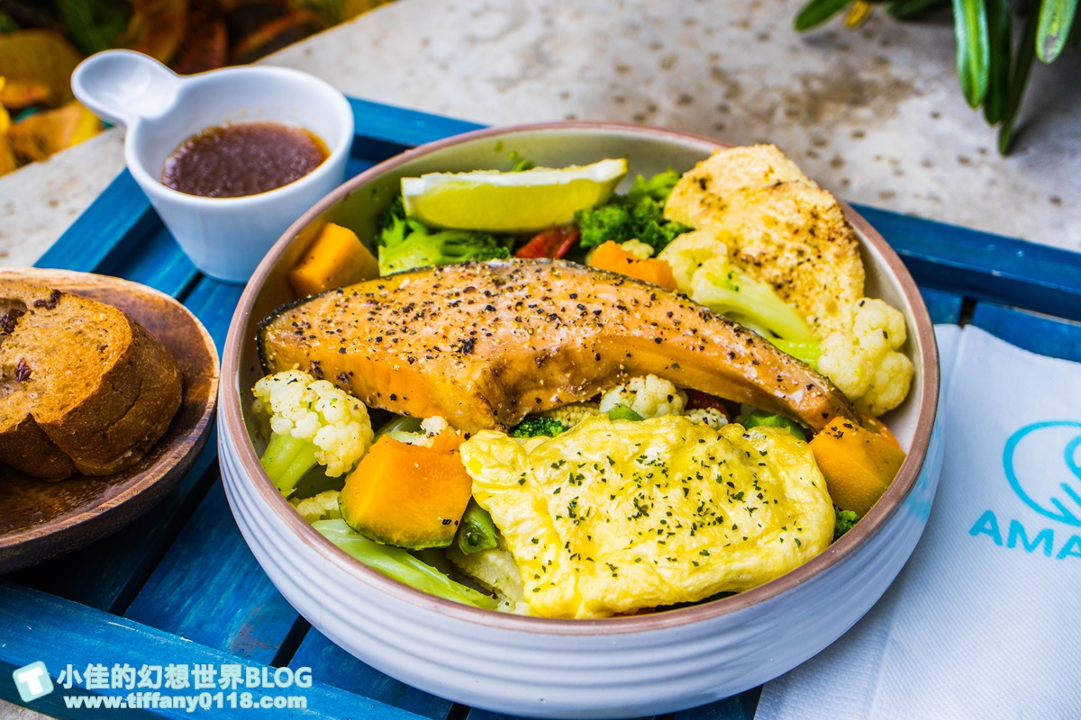 [東區五夜城]五弄文創一條街/音樂酒吧+台式乾拌麵+巴西莓果/以家為出發點的東區五弄