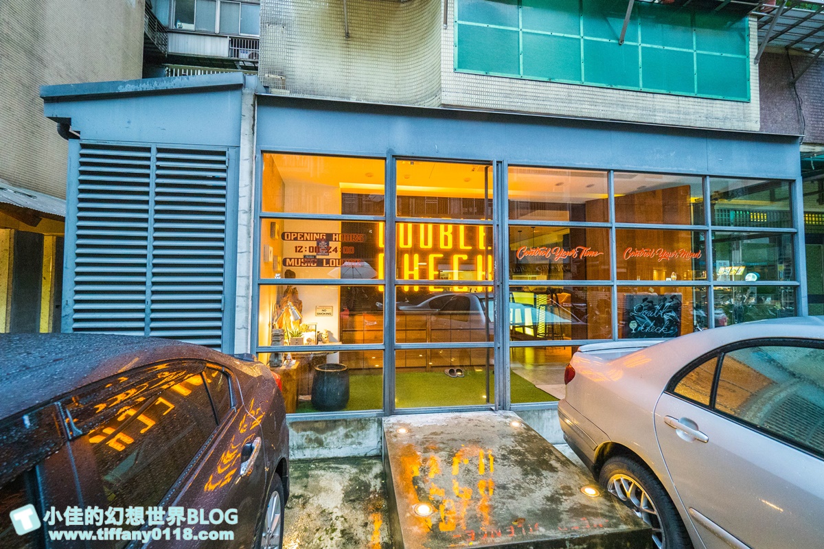 [東區五夜城]五弄文創一條街/音樂酒吧+台式乾拌麵+巴西莓果/以家為出發點的東區五弄