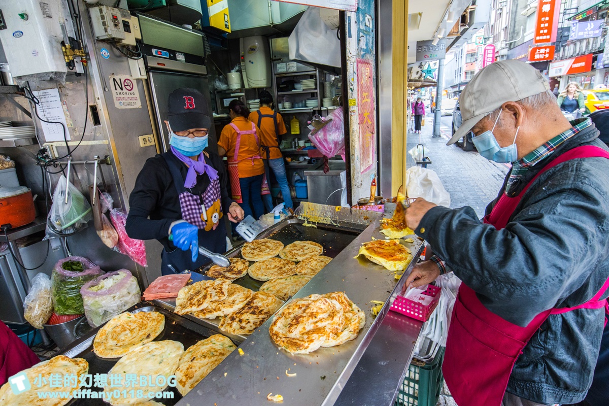[東門站美食]永康街天津蔥抓餅/永康街必吃銅板美食/平價好吃觀光客最愛/捷運東門站美食推薦