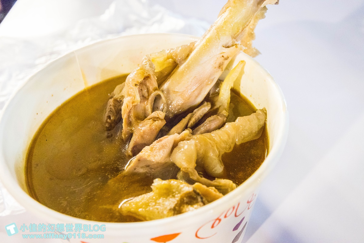 [湳雅夜市美食]板橋王好吃麻油雞/雞肉多又嫩續湯免費/南雅夜市必吃首選