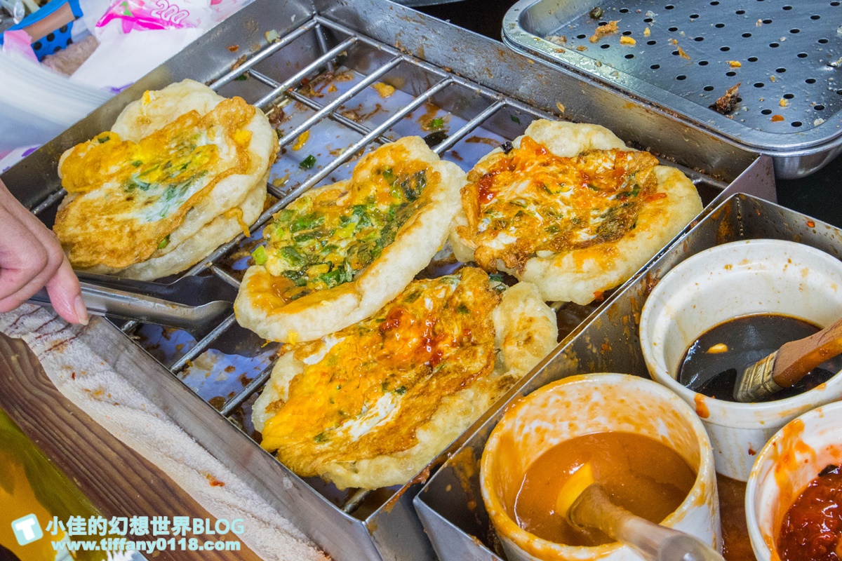 [宜蘭礁溪美食]柯氏蔥油餅/下雨天撐傘排隊也要買的宜蘭蔥油餅/拜託不要來買