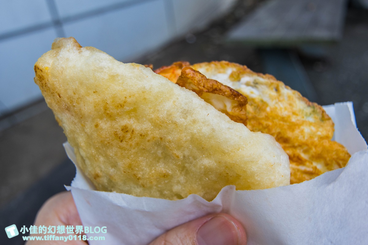 [宜蘭礁溪美食]柯氏蔥油餅/下雨天撐傘排隊也要買的宜蘭蔥油餅/拜託不要來買