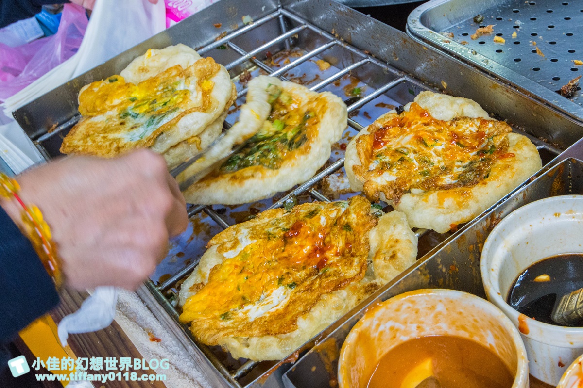 [宜蘭礁溪美食]柯氏蔥油餅/下雨天撐傘排隊也要買的宜蘭蔥油餅/拜託不要來買