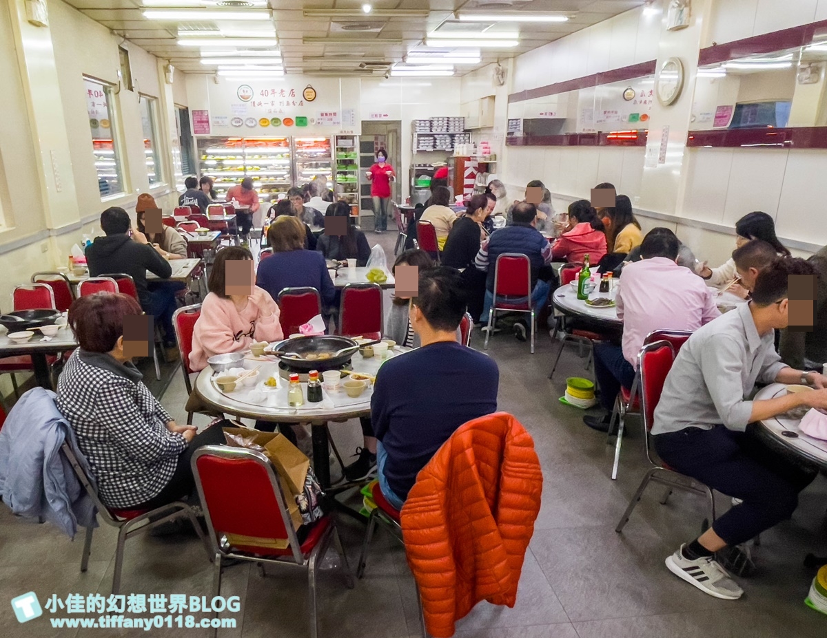 [台北火鍋]小紅莓自助石頭火鍋城/40年老店的台北石頭火鍋推薦/小紅莓火鍋僅此一家沒有分店