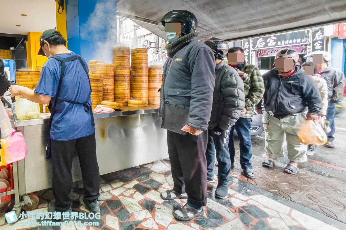 [桃園美食]九福包子/一顆8元的超人氣排隊包子店/蔥花辣椒隨便你加/桃園早餐推薦