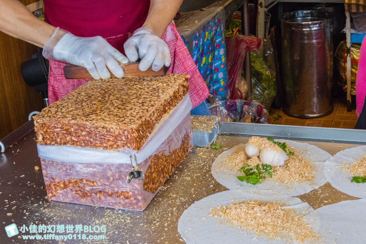 [宜蘭礁溪美食]吳記花生捲冰淇淋/現磨花生糖酥+全麥餅皮超對味/香菜可加可不加