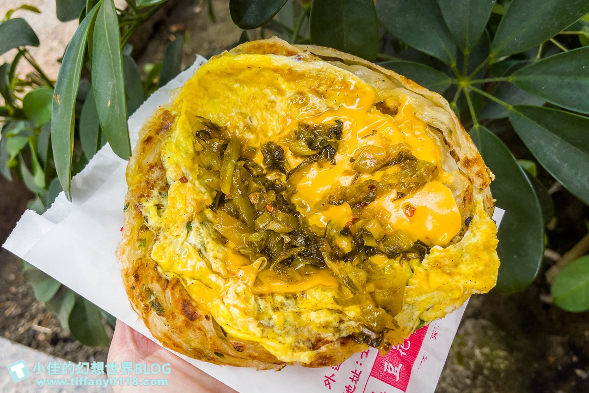 [士林美食]士林站林家蔥抓餅/士林捷運站美食推薦/酸菜+九層塔+起司+蛋超邪惡又好吃