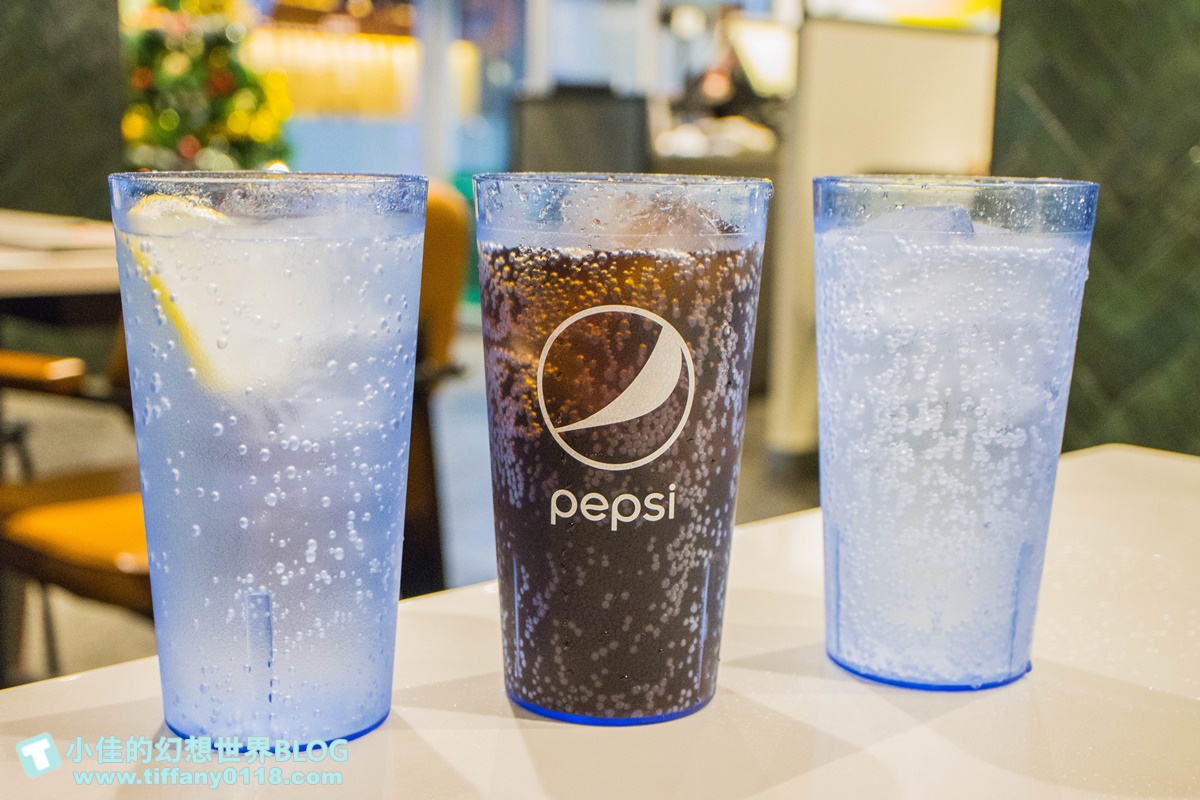 [南京復興美食]bb.q CHICKEN 旗艦店(附完整菜單)/韓劇鬼怪炸雞/世界最大的韓式炸雞店