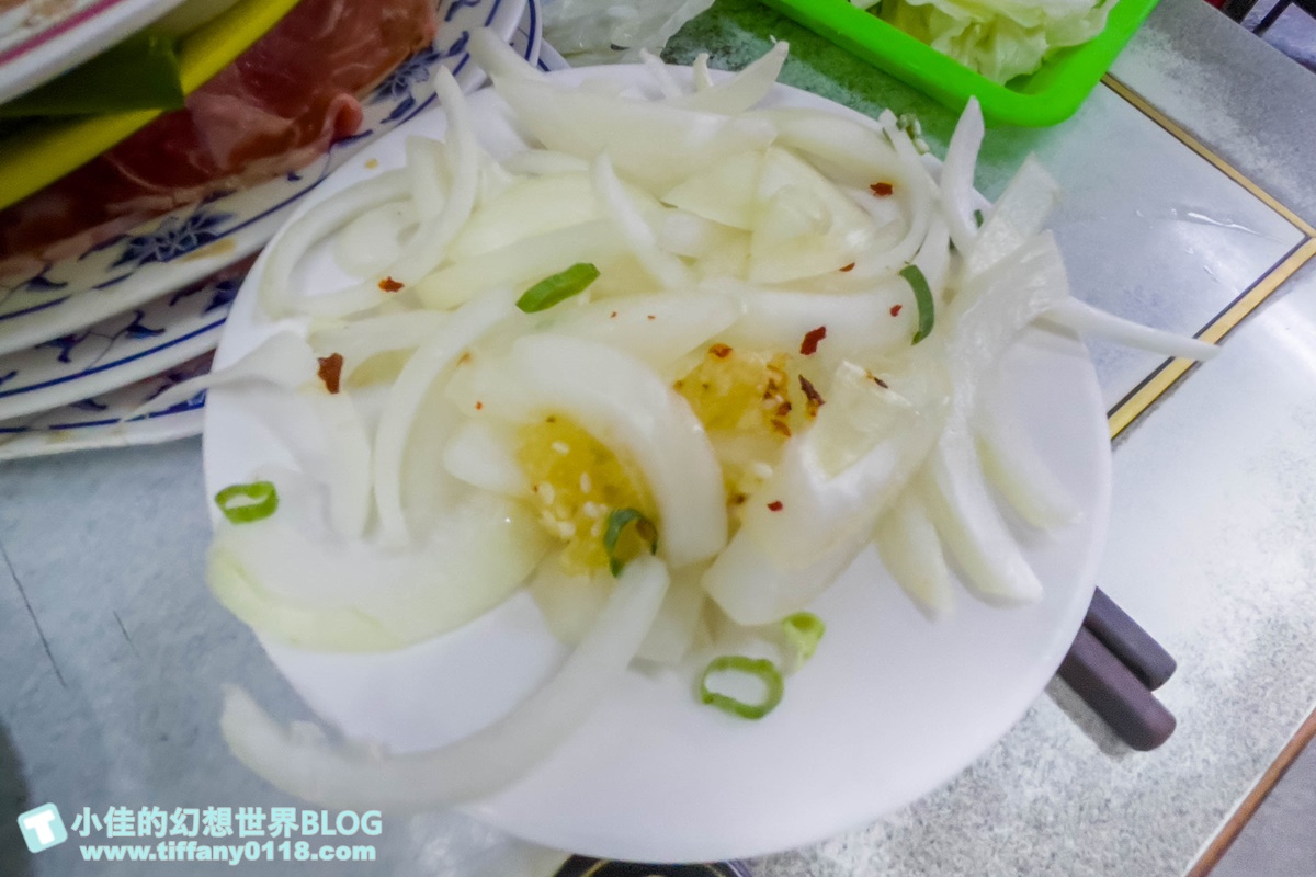 [台北火鍋]小紅莓自助石頭火鍋城/40年老店的台北石頭火鍋推薦/小紅莓火鍋僅此一家沒有分店