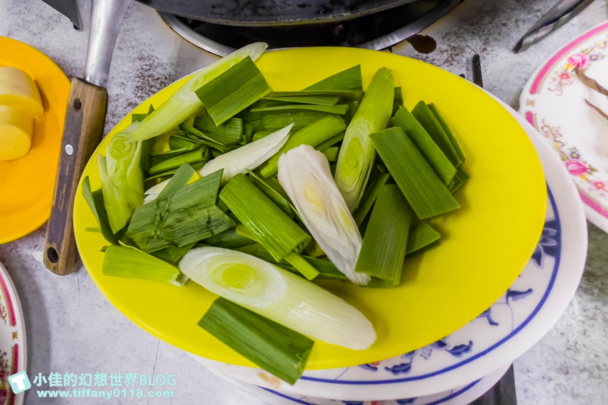 [台北火鍋]小紅莓自助石頭火鍋城/40年老店的台北石頭火鍋推薦/小紅莓火鍋僅此一家沒有分店