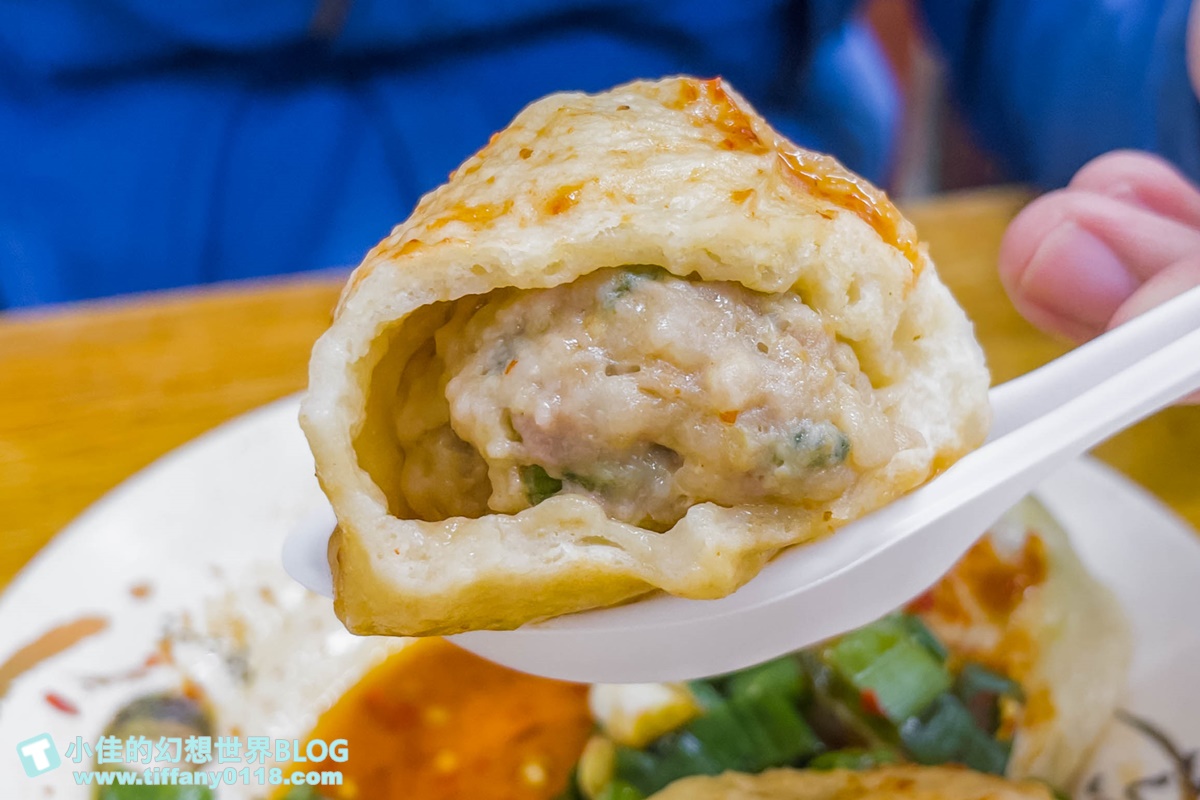 [桃園美食]九福包子/一顆8元的超人氣排隊包子店/蔥花辣椒隨便你加/桃園早餐推薦