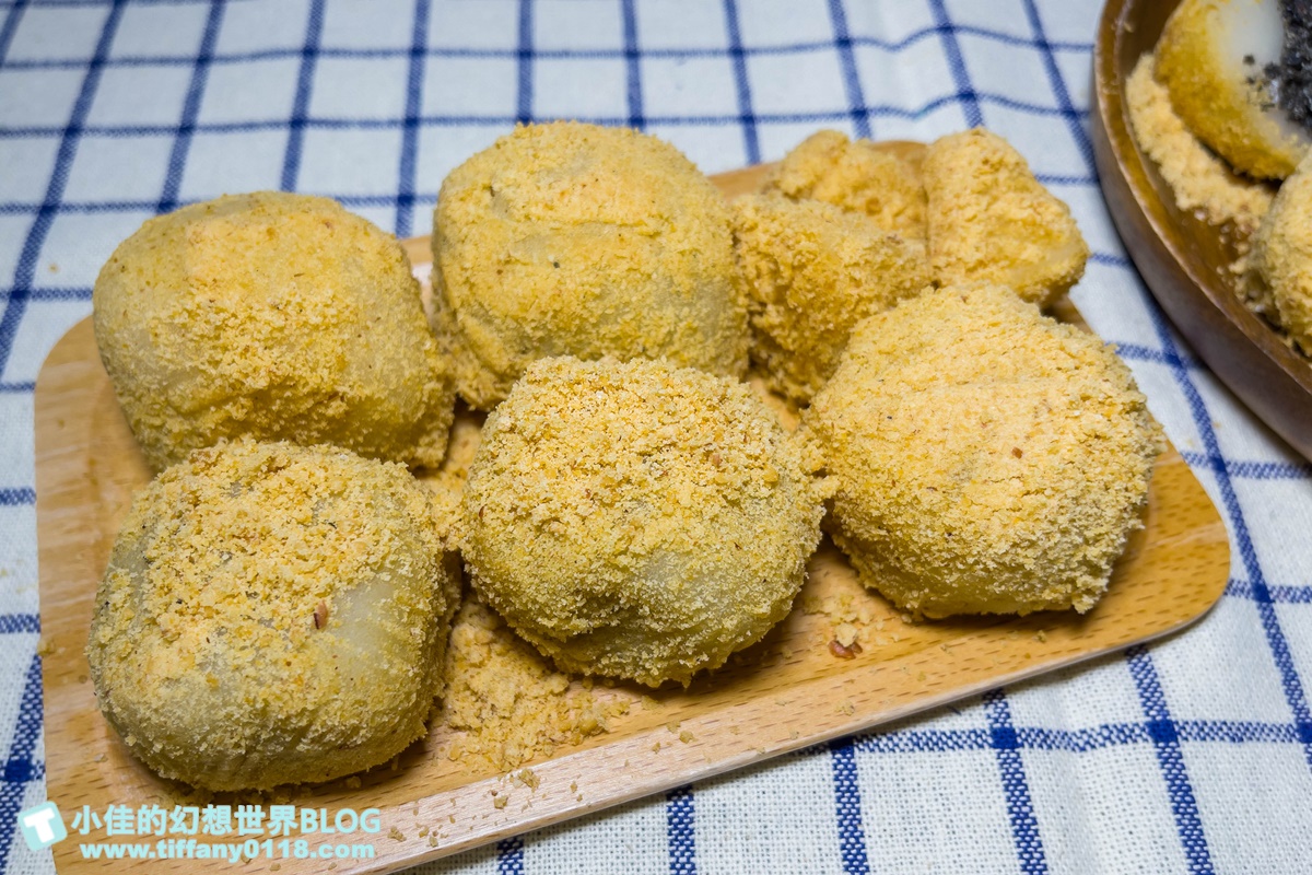 [台北美食]行天宮不老麻糬/六種口味一顆10元大顆餡多又好吃/行天宮排隊人氣銅板美食