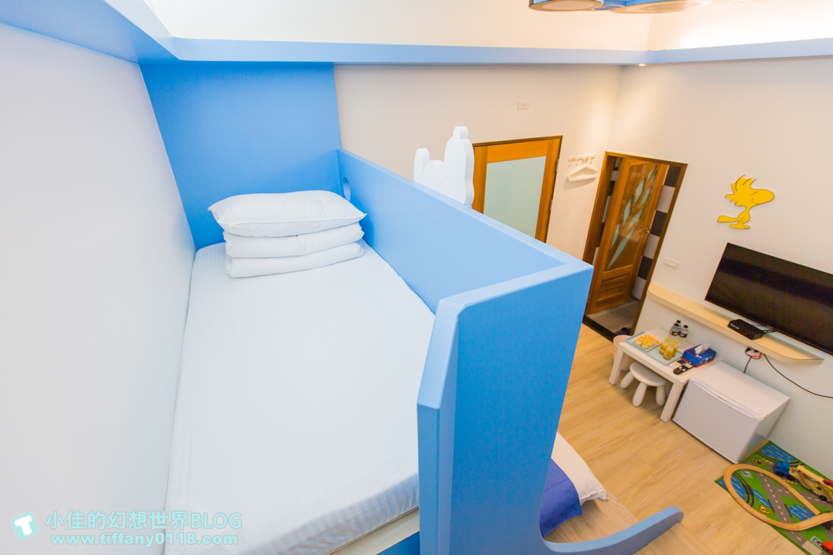 [宜蘭民宿]童萌國溜滑梯親子民宿/迎賓氣球+自製餅乾超貼心/主題造型溜滑梯房有球池和攀岩