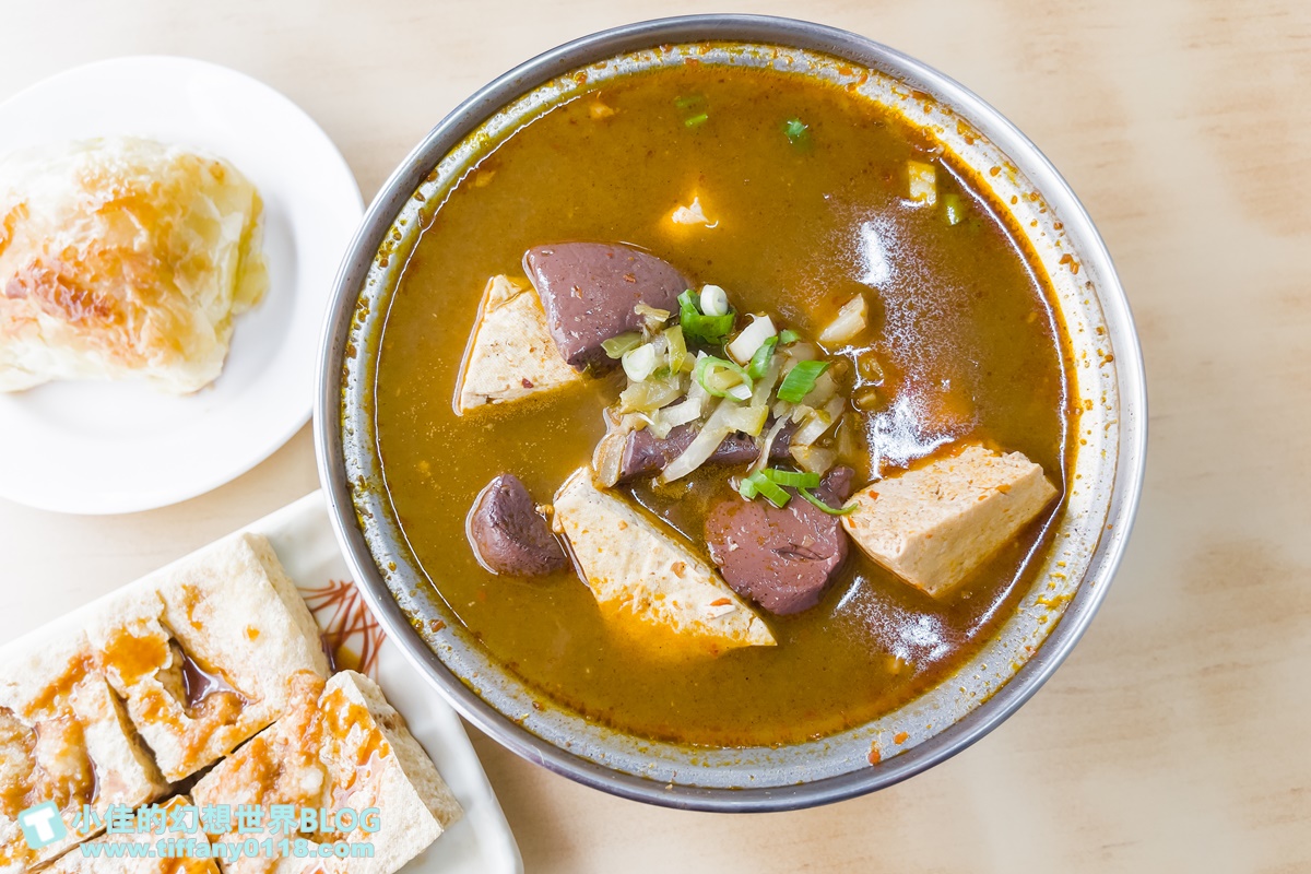 [宜蘭美食]財記臭豆腐/每日限量起司堡臭豆腐必吃/五種口味臭豆腐任妳選/羅東夜市美食推薦