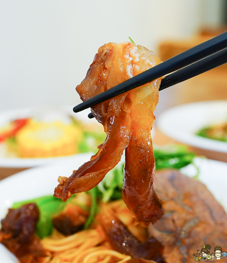 老媽拌麵 拌麵 好吃 麻辣 麻醬 獨門 麵館 東區美食 台北必吃 巷弄美食