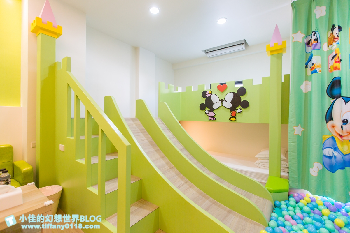 [宜蘭民宿]童萌國溜滑梯親子民宿/迎賓氣球+自製餅乾超貼心/主題造型溜滑梯房有球池和攀岩