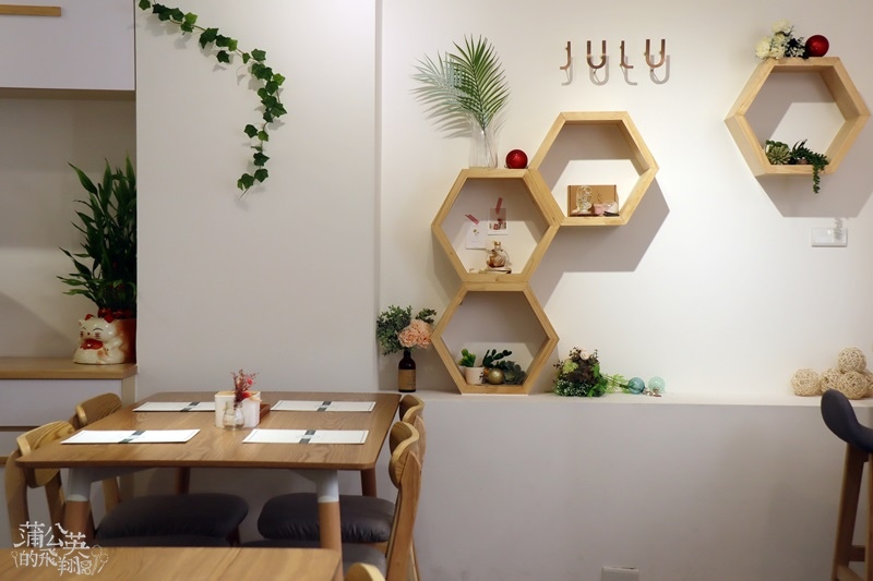 IMG_3876.JPG IMG_3876.JPG