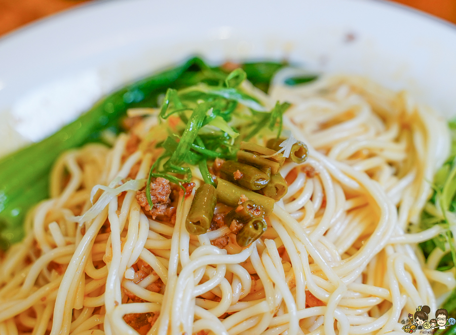 老媽拌麵 拌麵 好吃 麻辣 麻醬 獨門 麵館 東區美食 台北必吃 巷弄美食
