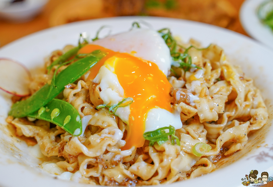 老媽拌麵 拌麵 好吃 麻辣 麻醬 獨門 麵館 東區美食 台北必吃 巷弄美食