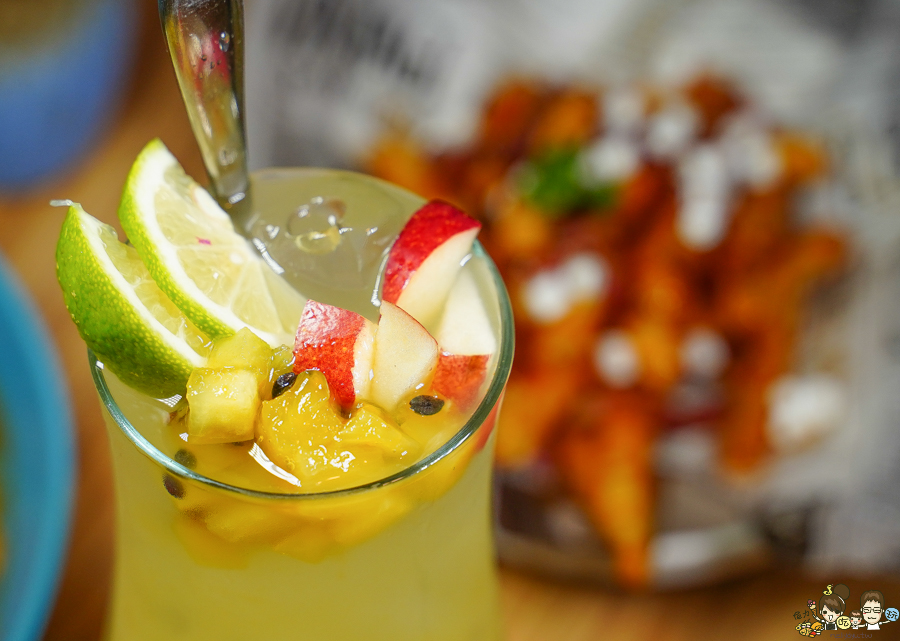 莓塔 新堀江聚餐 甜點 起司蛋糕 義大利麵 創意 披薩 聚餐 高雄咖啡館