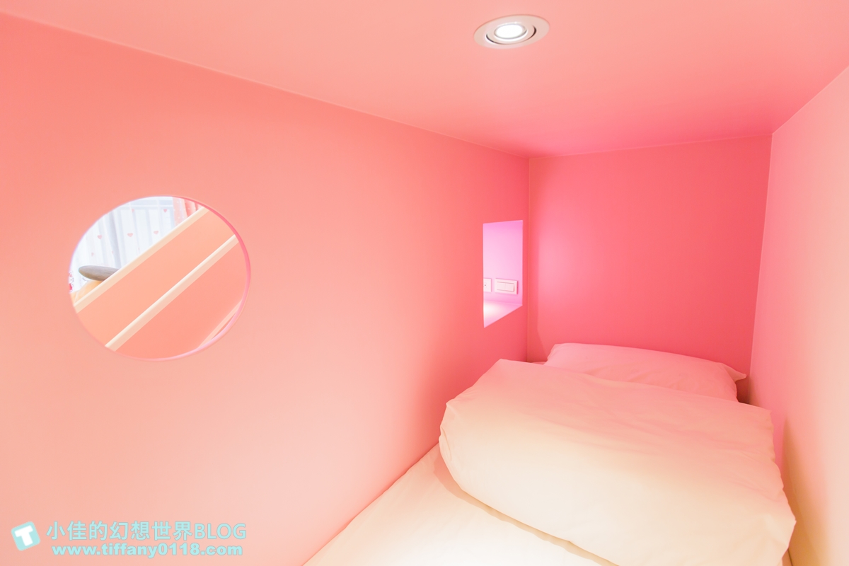 [宜蘭民宿]童樂天親子童玩民宿/米奇元素遊樂園大廳+馬可龍繽紛色系的主題滑梯房/宜蘭童玩節民宿推薦