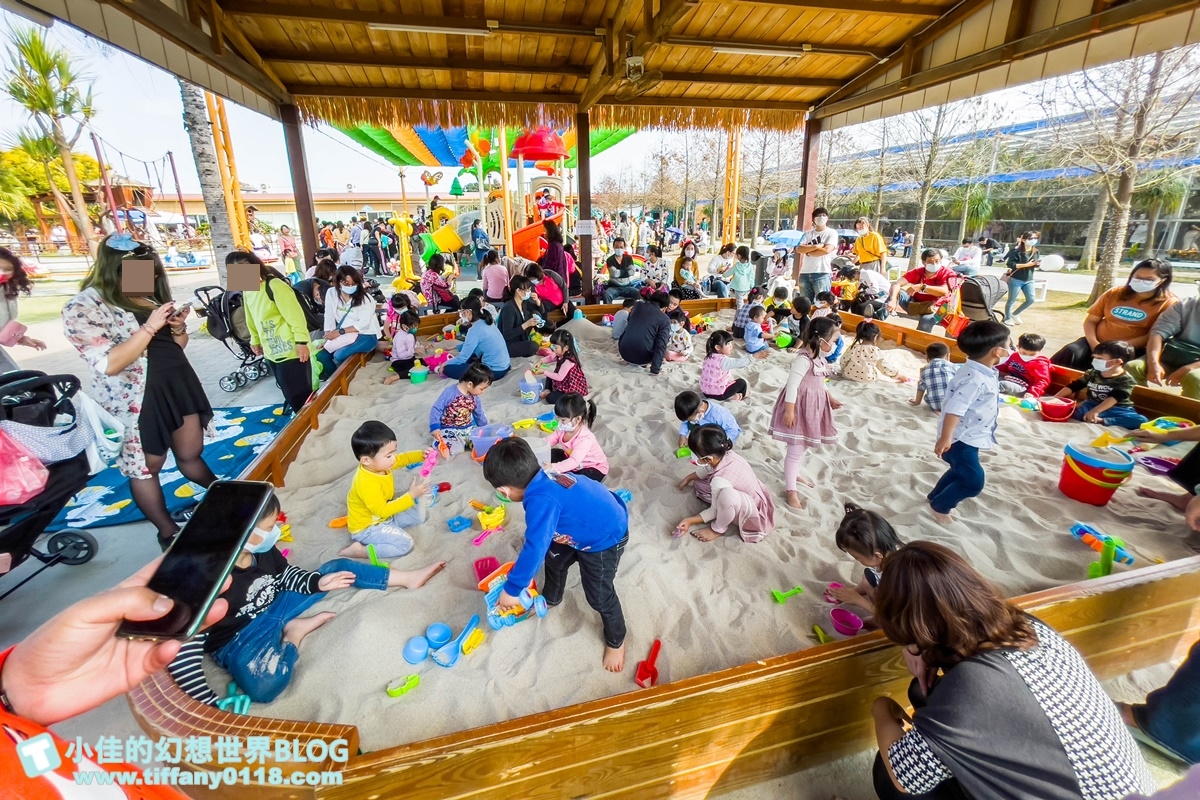 [嘉義景點]三隻小豬觀光農場/大草原+多功能溜滑梯+餵食動物+開放式鳥園+親子DIY/好拍好玩的嘉義親子景點推薦