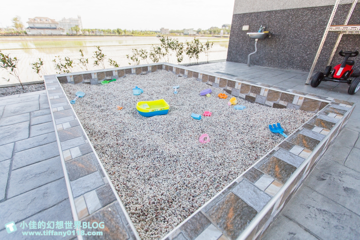 [宜蘭民宿]童萌國溜滑梯親子民宿/迎賓氣球+自製餅乾超貼心/主題造型溜滑梯房有球池和攀岩