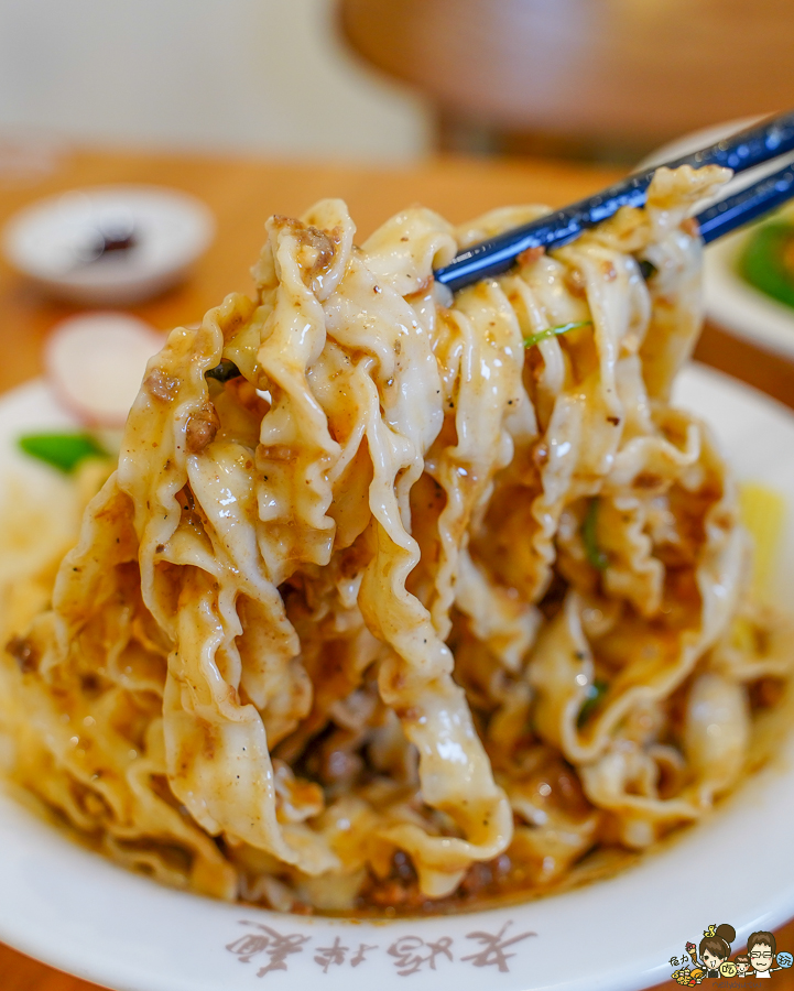 老媽拌麵 拌麵 好吃 麻辣 麻醬 獨門 麵館 東區美食 台北必吃 巷弄美食