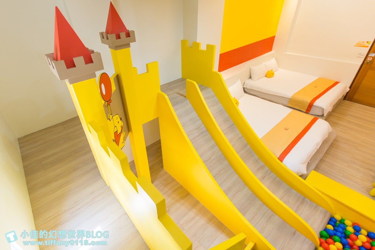 [宜蘭民宿]童萌國溜滑梯親子民宿/迎賓氣球+自製餅乾超貼心/主題造型溜滑梯房有球池和攀岩