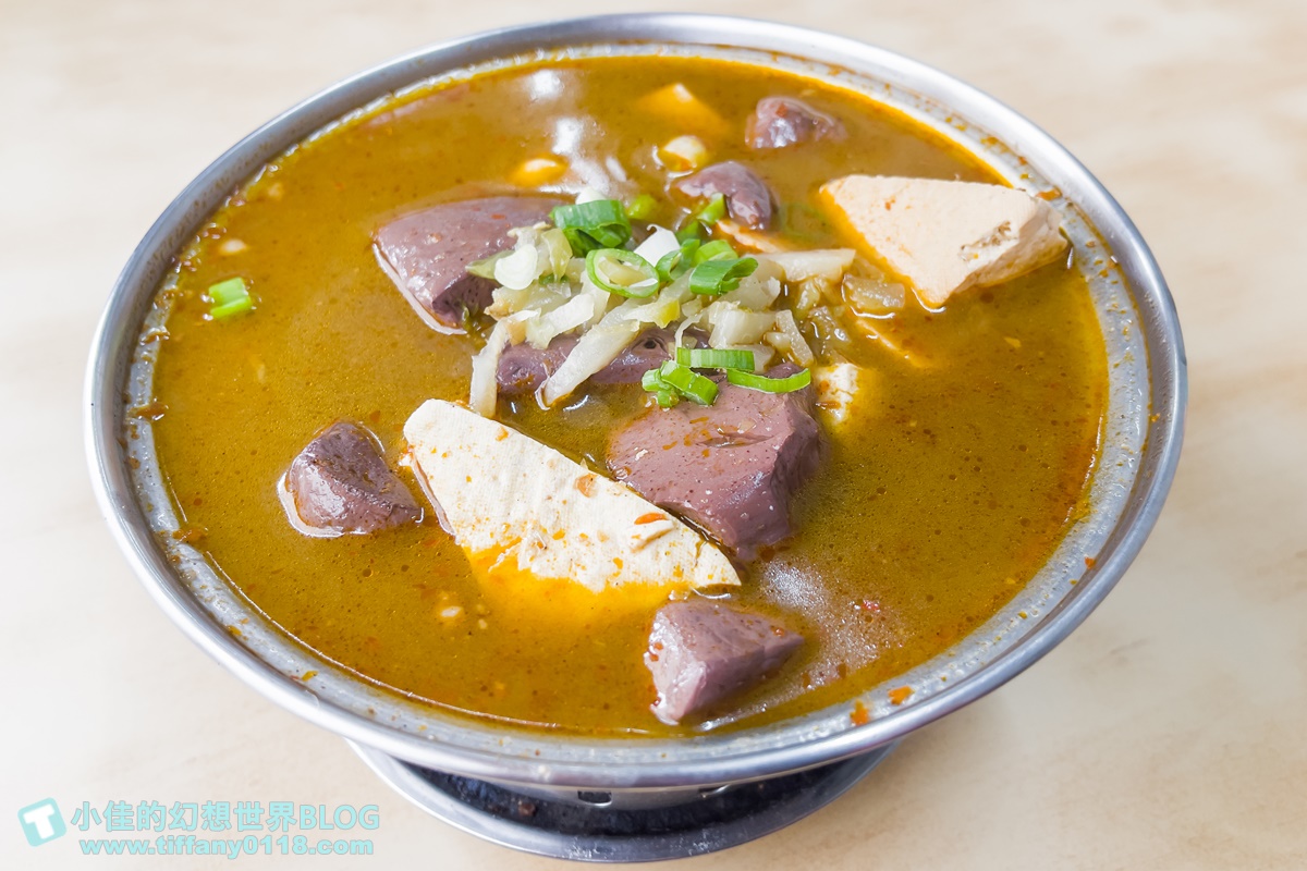 [宜蘭美食]財記臭豆腐/每日限量起司堡臭豆腐必吃/五種口味臭豆腐任妳選/羅東夜市美食推薦