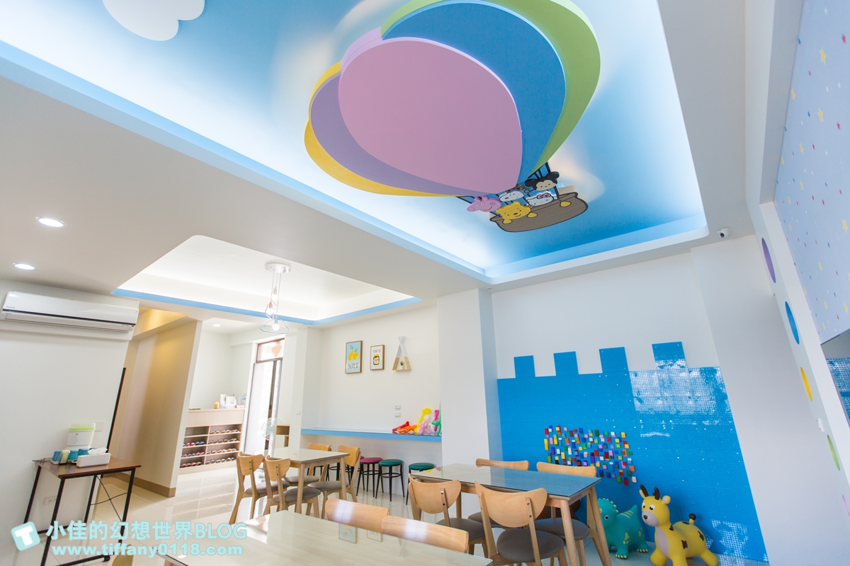 [宜蘭民宿]童萌國溜滑梯親子民宿/迎賓氣球+自製餅乾超貼心/主題造型溜滑梯房有球池和攀岩