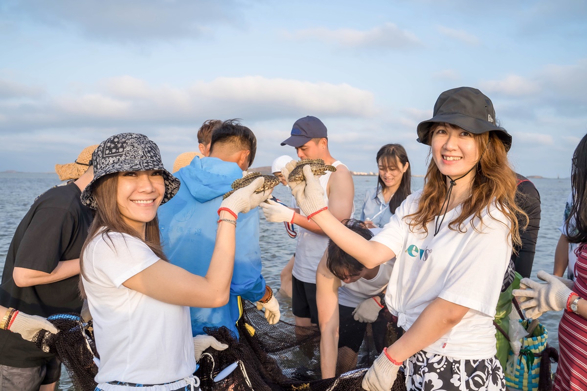 [澎湖行程]阿婆抱墩/全世界唯一的抱墩捕魚法/現抓石斑魚超有趣/澎湖抱墩體驗推薦