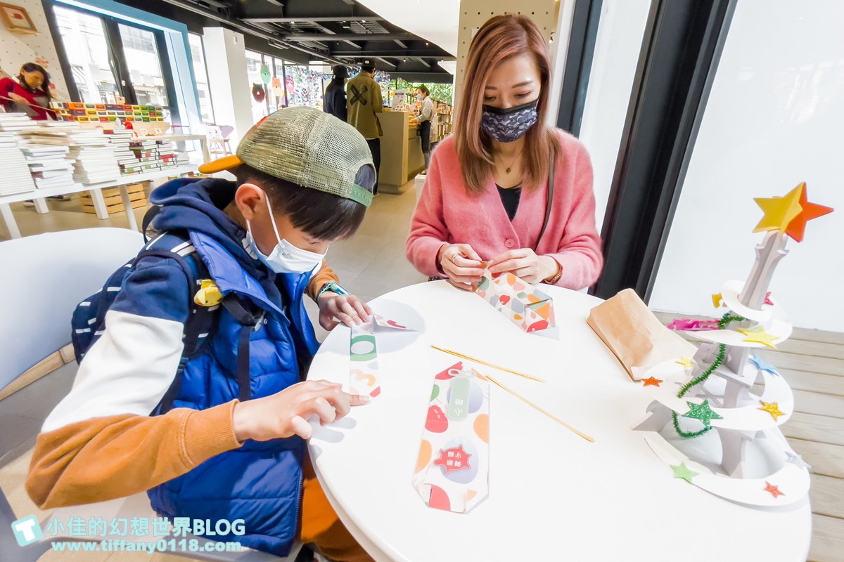 [台中景點]紙博館(免門票)/全台首座紙的空間/各式紙類手作好拍又好逛/台中免門票景點推薦