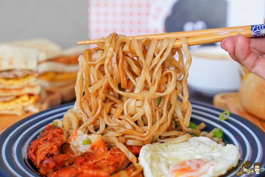 高雄早餐 早午餐 喜得 吐司 概念館 新潮 日系 時尚 網美 炭火 三明治 炭烤