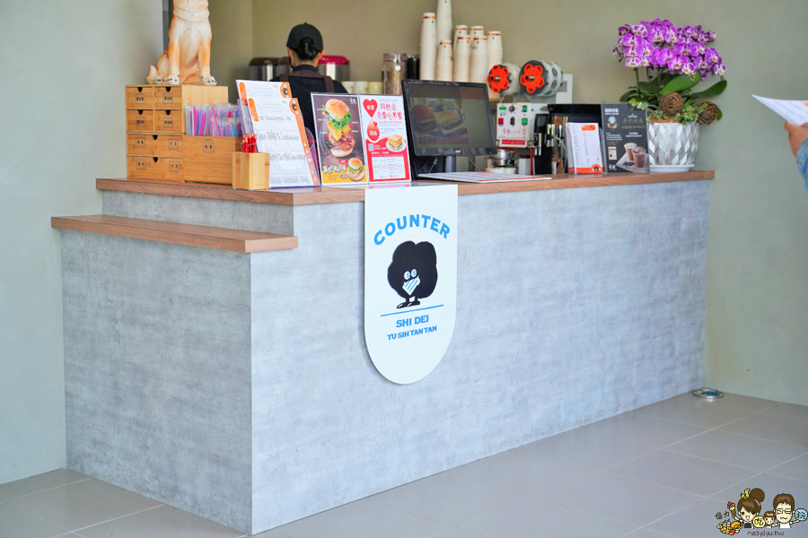 高雄早餐 早午餐 喜得 吐司 概念館 新潮 日系 時尚 網美 炭火 三明治 炭烤