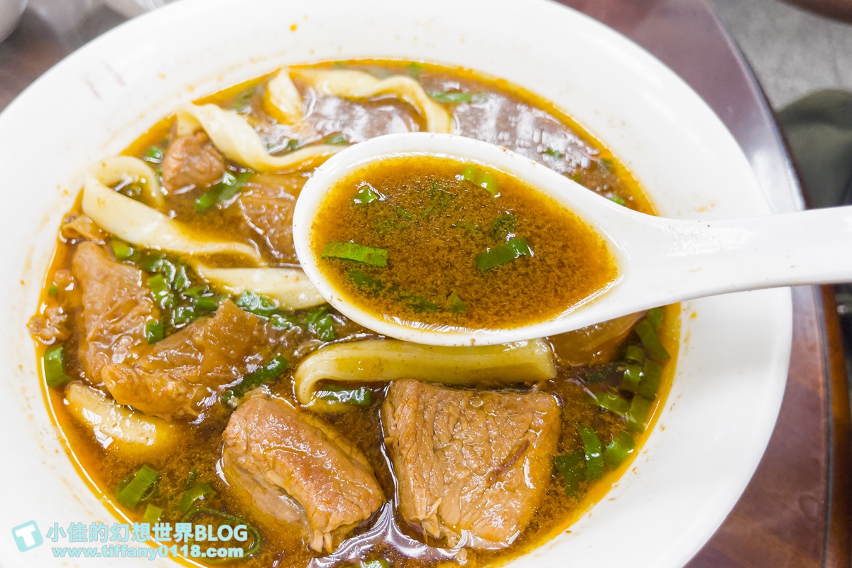 [信義區牛肉麵懶人包]台北101附近(有捷運可到)的紅燒牛肉麵推薦/台北牛肉麵推薦