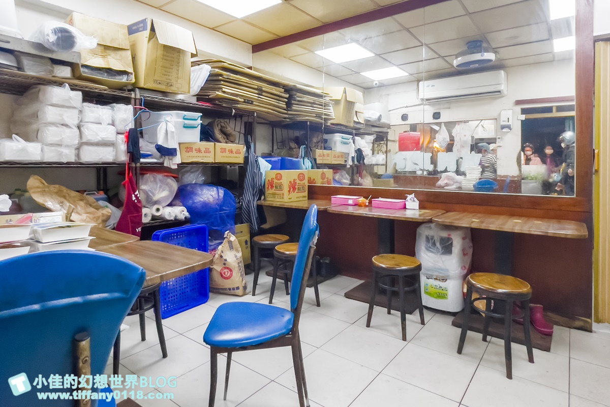 [新竹美食]小洞天米腸香腸/清大夜市美食推薦/四樣配料免費給超大方/下午一路賣到消夜