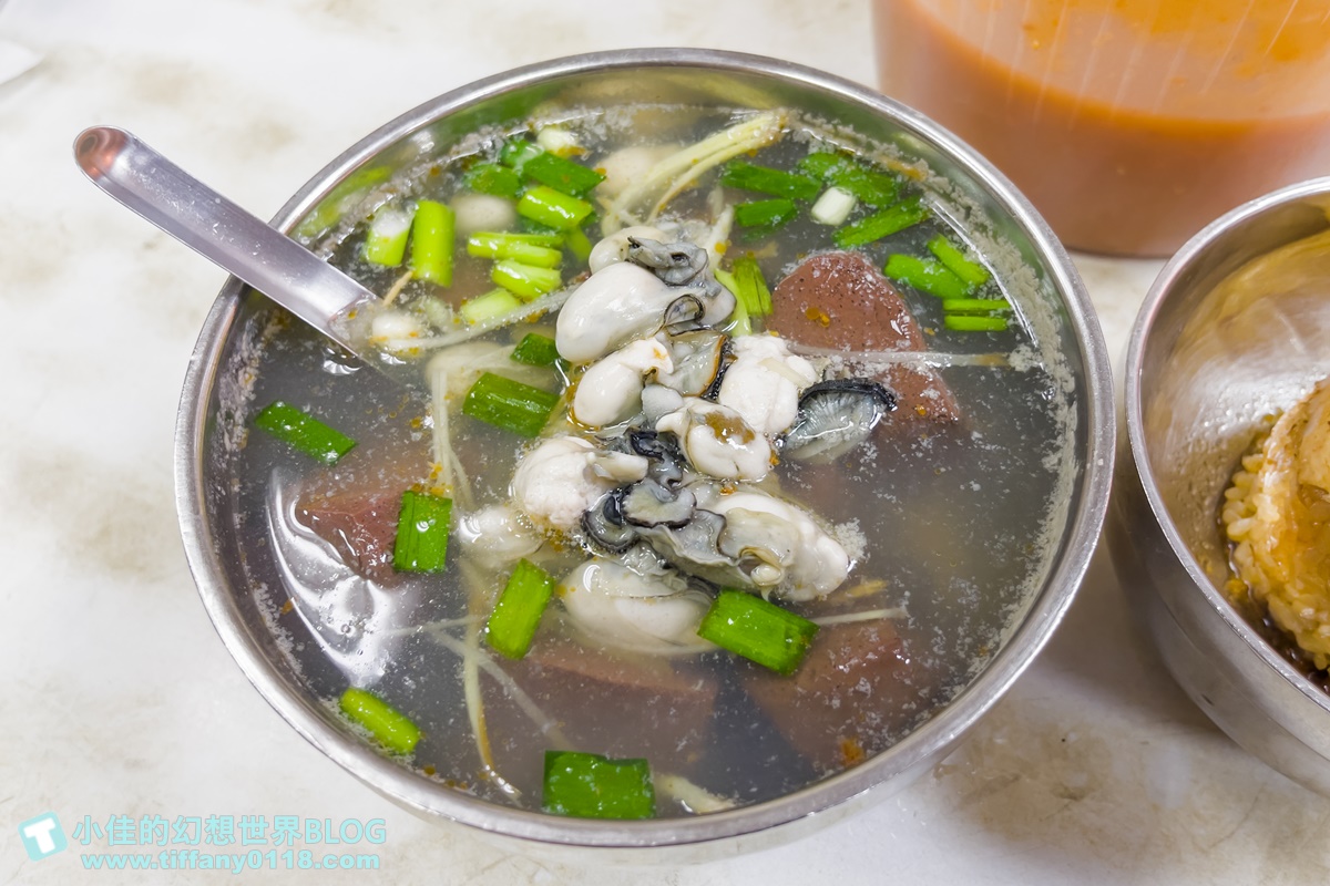 [台北美食]大橋頭老牌筒仔米糕/米其林必比登推薦/在地經營50年老店/延三夜市美食推薦