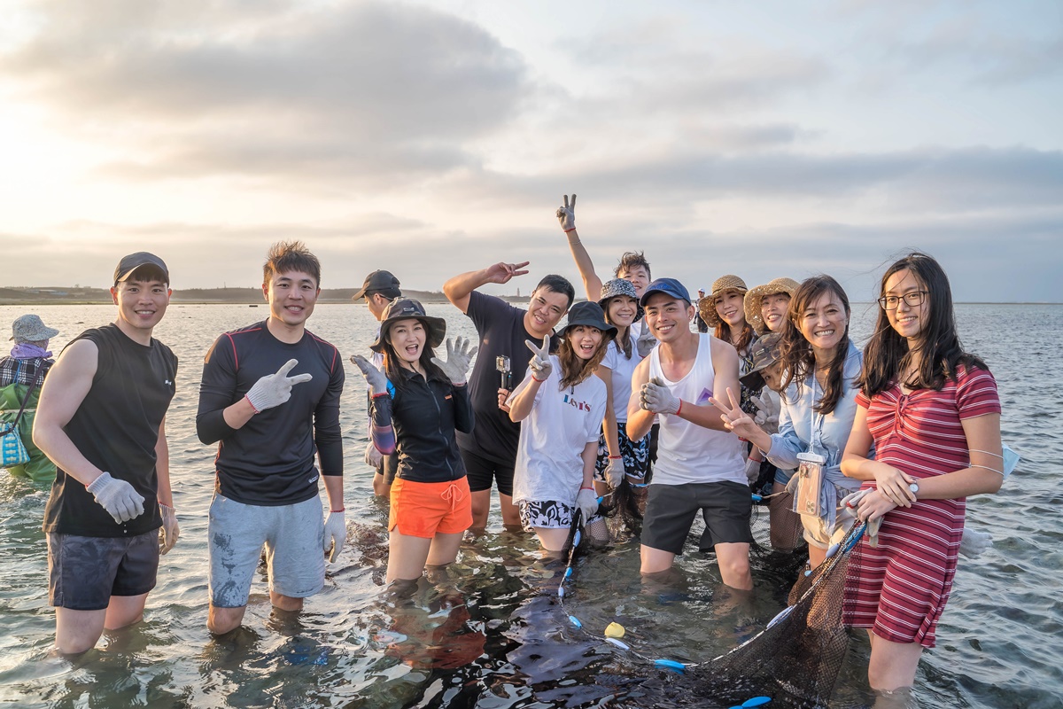 [澎湖行程]阿婆抱墩/全世界唯一的抱墩捕魚法/現抓石斑魚超有趣/澎湖抱墩體驗推薦