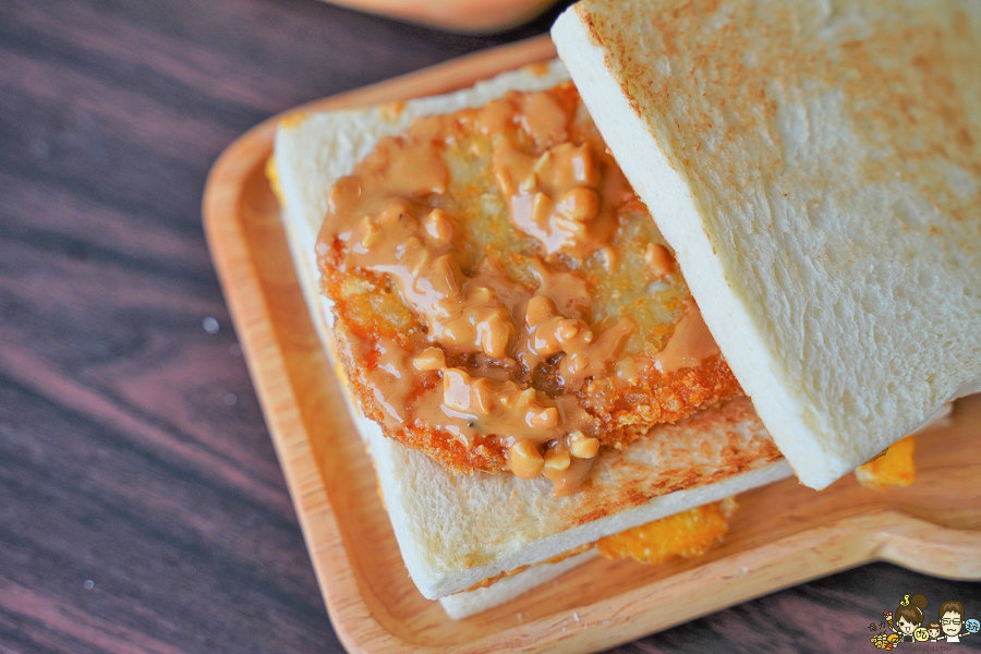 高雄早餐 早午餐 喜得 吐司 概念館 新潮 日系 時尚 網美 炭火 三明治 炭烤