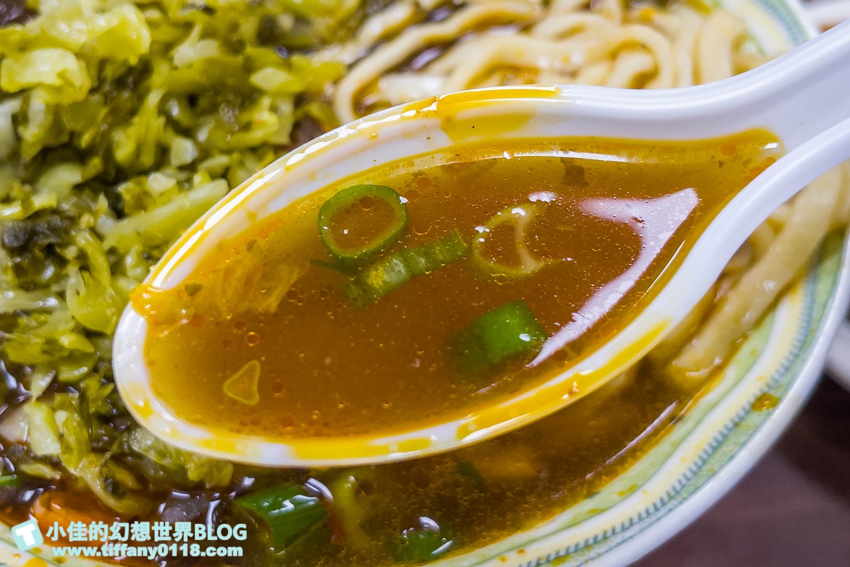 [信義區牛肉麵懶人包]台北101附近(有捷運可到)的紅燒牛肉麵推薦/台北牛肉麵推薦