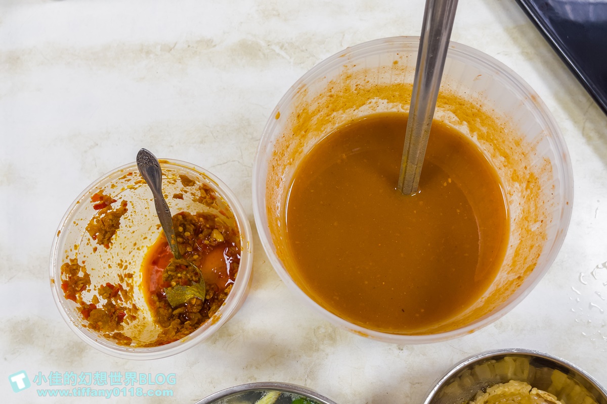 [台北美食]大橋頭老牌筒仔米糕/米其林必比登推薦/在地經營50年老店/延三夜市美食推薦