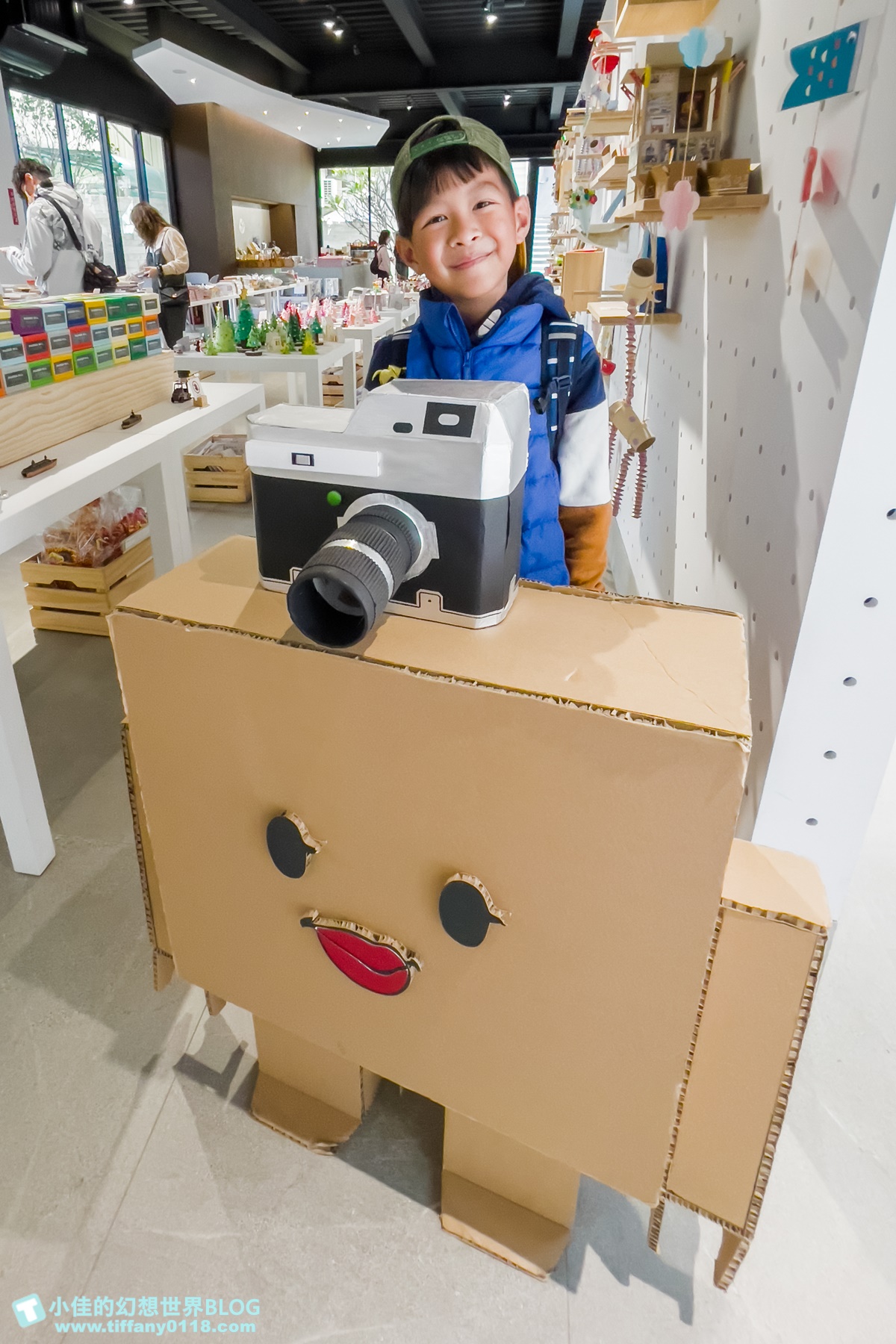 [台中景點]紙博館(免門票)/全台首座紙的空間/各式紙類手作好拍又好逛/台中免門票景點推薦