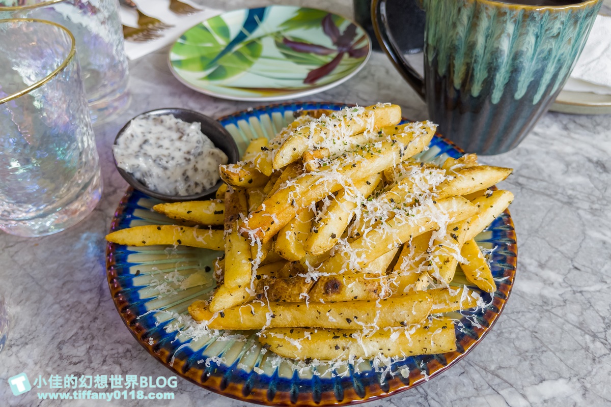 [台北美食]Gumgum Green Garden Good 101花園店/沙灘仙人掌峇里島風格直接搬進餐廳裡/台北網美餐廳推薦