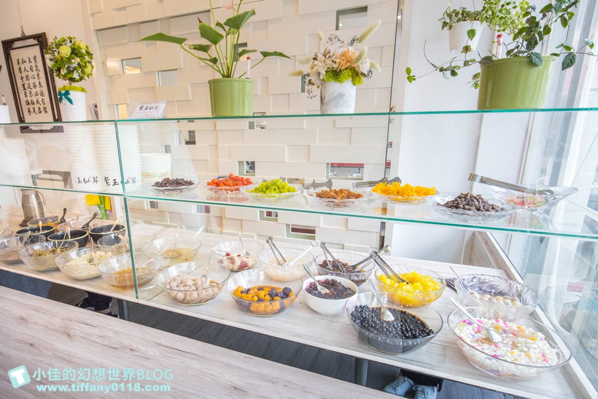 [澎湖美食]紫玉仙草/自製仙草冰磚+近20種手工配料/比玉冠仙草好吃又便宜的澎湖仙草冰推薦