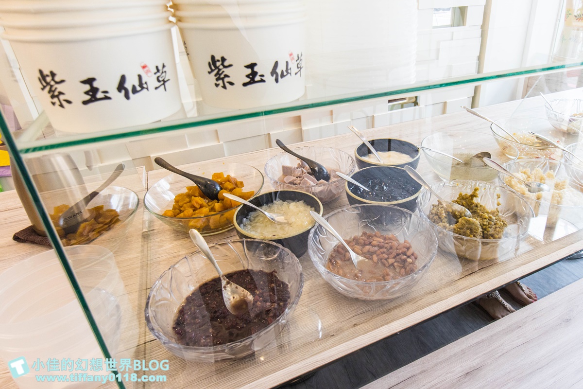 [澎湖美食]紫玉仙草/自製仙草冰磚+近20種手工配料/比玉冠仙草好吃又便宜的澎湖仙草冰推薦