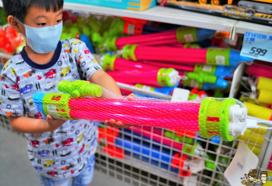 花鹿鹿玩具倉庫 玩具天堂 親子 團購 批發 免會員 免費入場 免費停車 鹿港 彰化 玩具